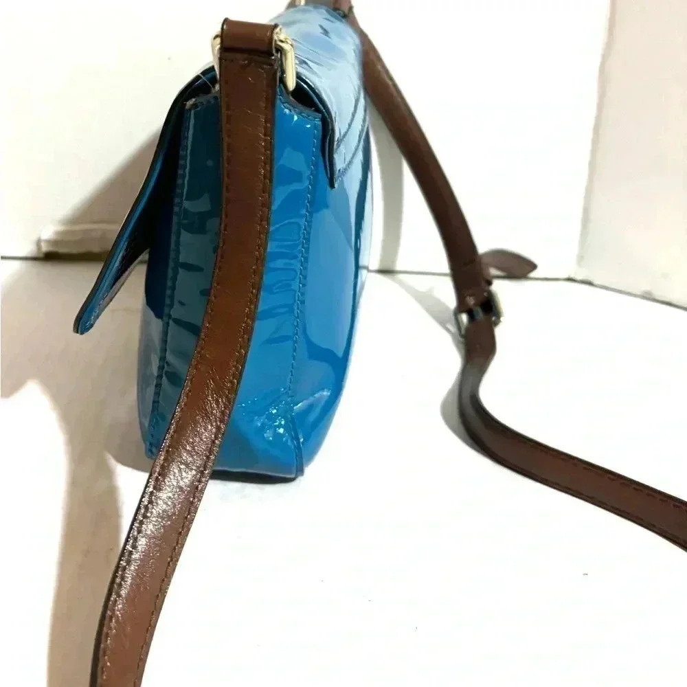 Kate spade blue patent leather crossbody handbag - Picture 5 of 11